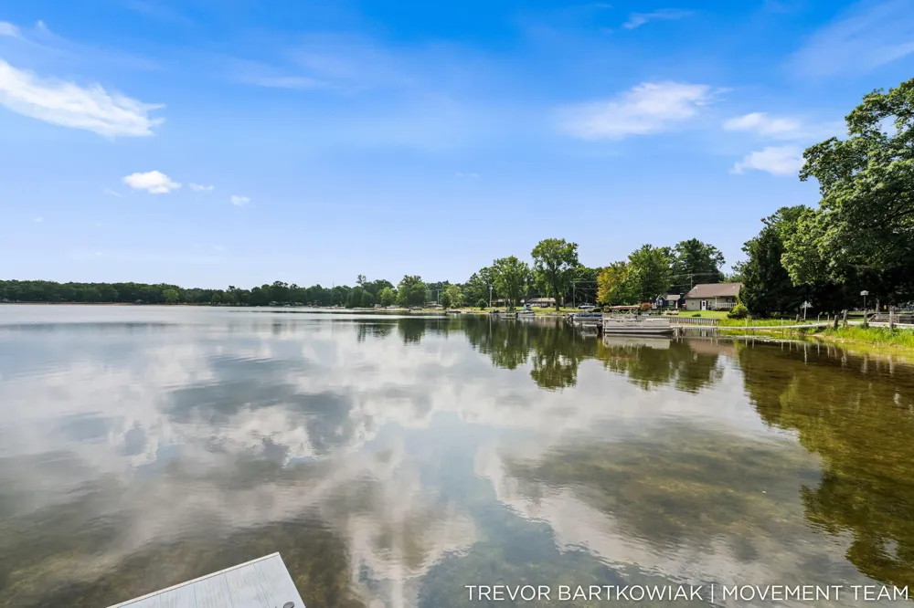 2696 Middle Lake Road Dalton Township, MI 49457
