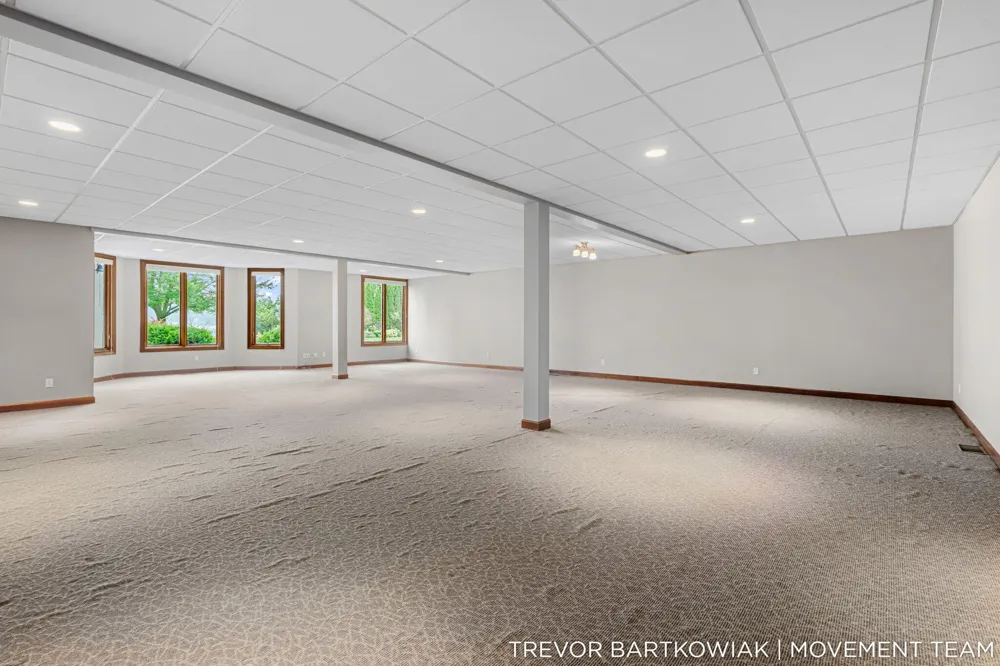 2696 Middle Lake Road Dalton Township, MI 49457