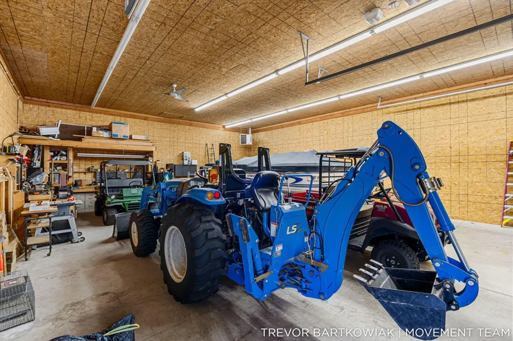 2696 Middle Lake Road Dalton Township, MI 49457