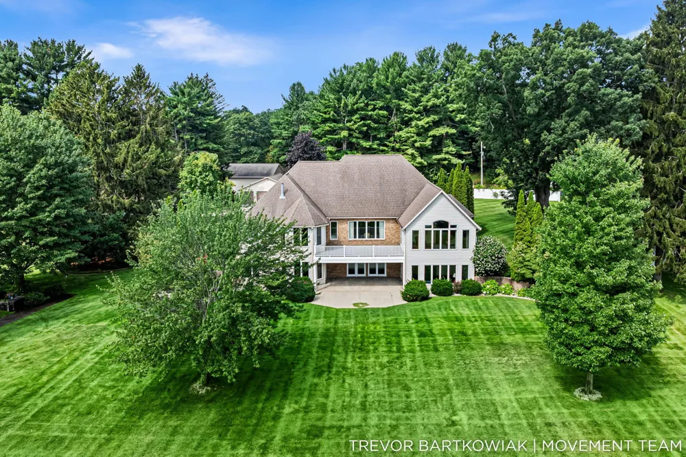 2696 Middle Lake Road Dalton Township, MI 49457