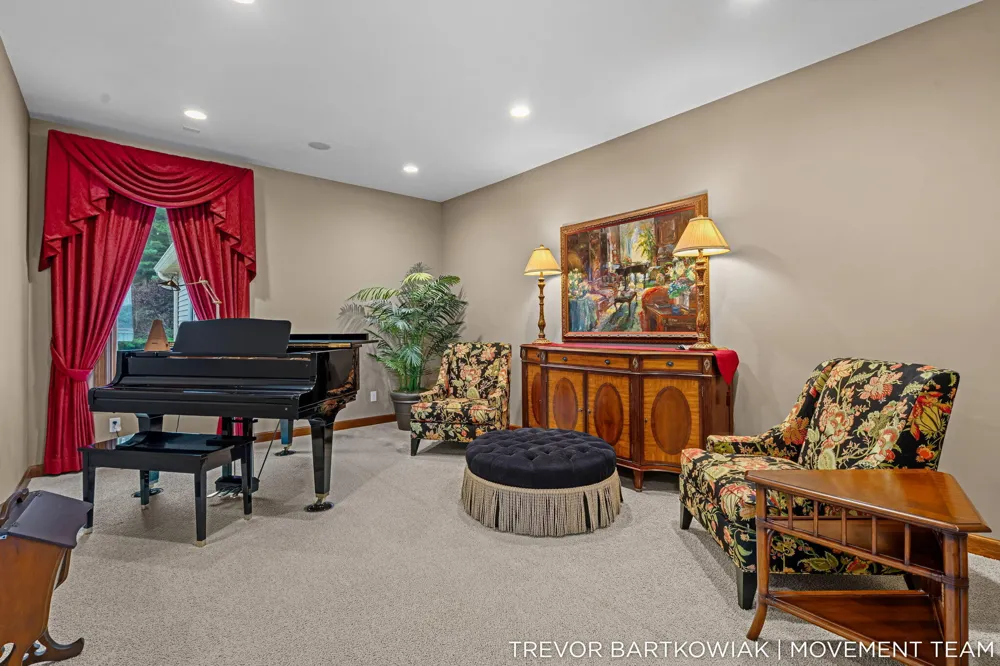 2696 Middle Lake Road Dalton Township, MI 49457
