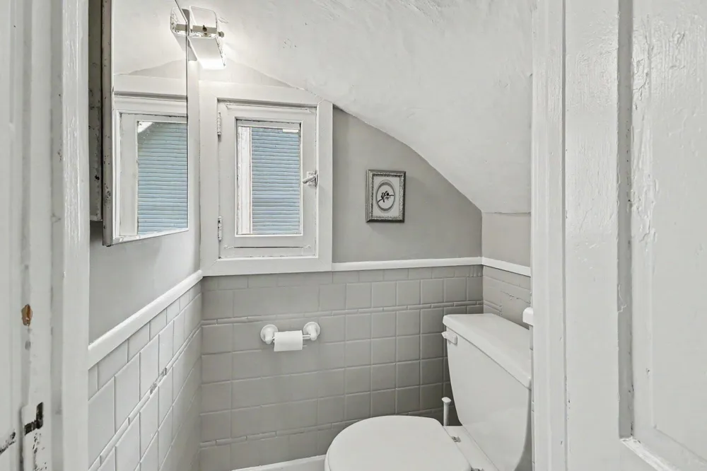 531 Fairview Avenue Manistee City, MI 49660