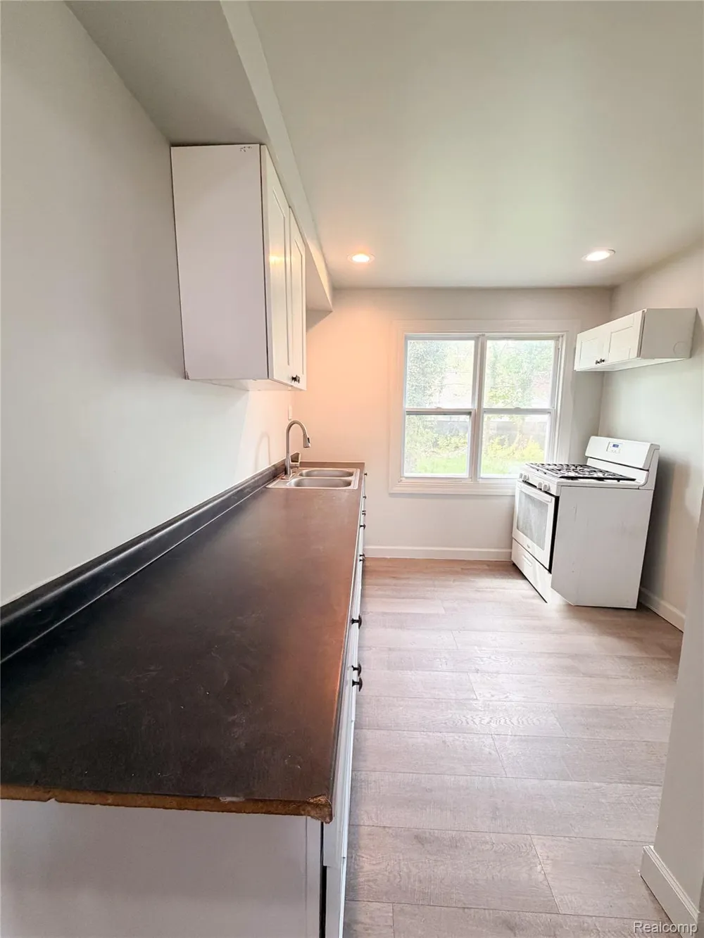 15815 Evergreen Road Detroit City, MI 48223