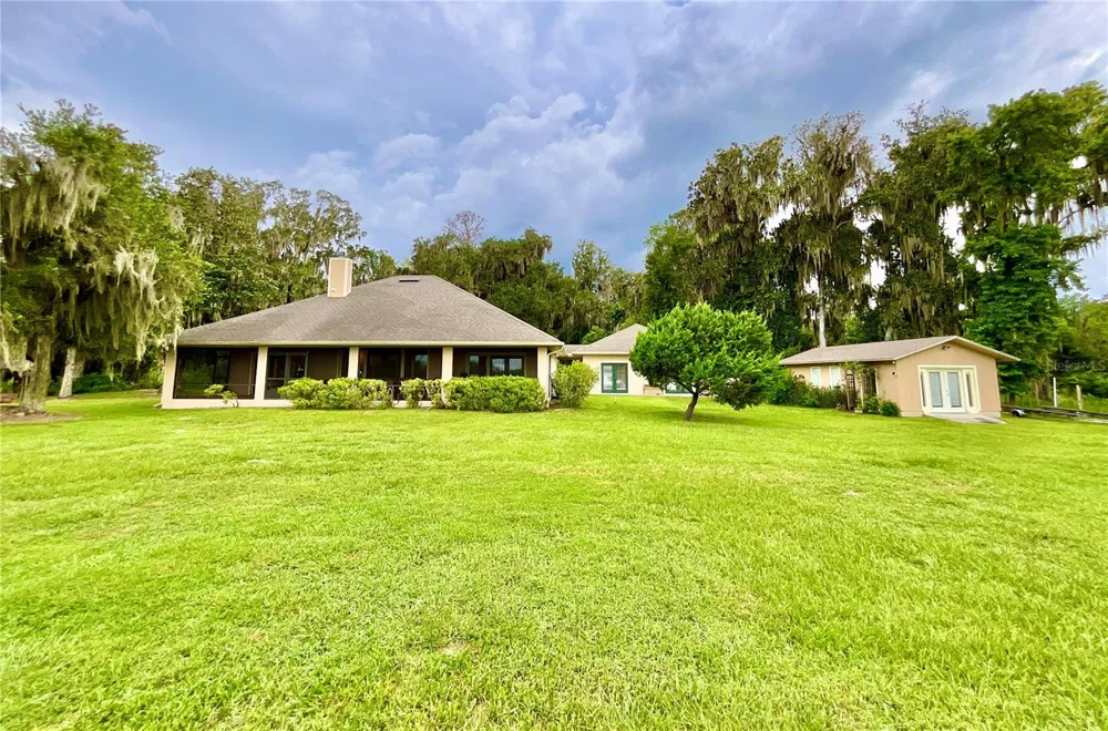 20924 NE 132ND AVENUE Waldo, FL 32694