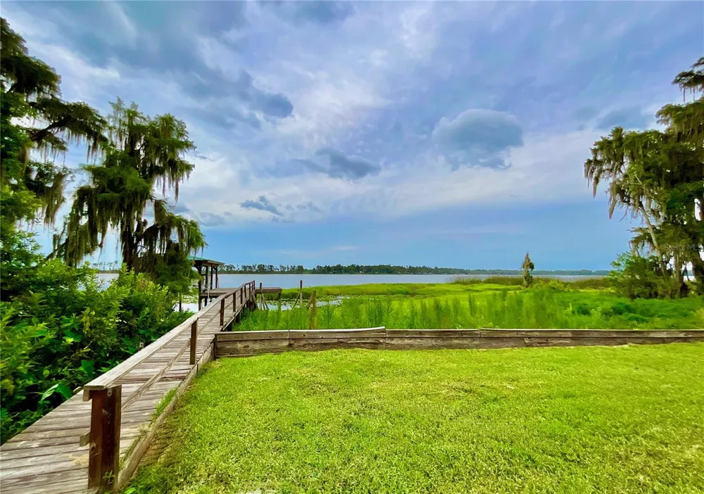 20924 NE 132ND AVENUE Waldo, FL 32694