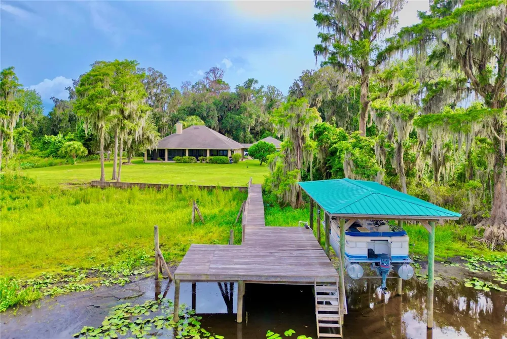 20924 NE 132ND AVENUE Waldo, FL 32694