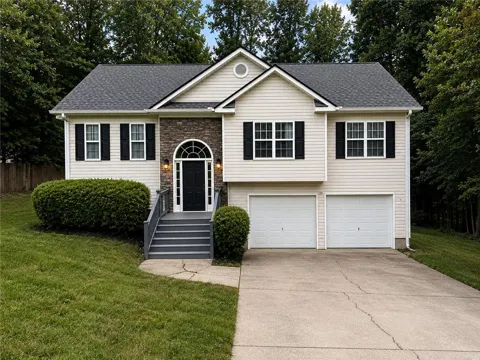 205 White Pine Lane