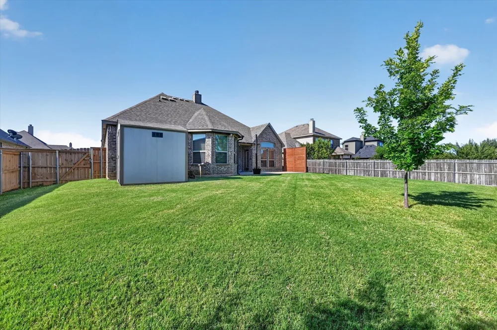 1156 Blue Sky Lane Burleson, TX 76058
