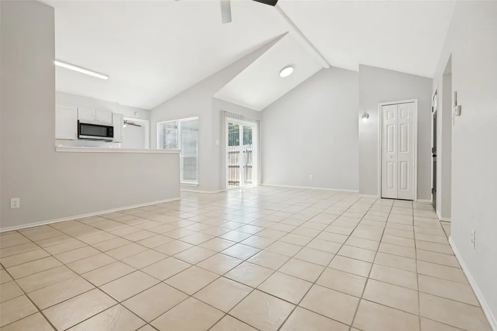 3006 Oak Ridge Place Grand Prairie, TX 75052