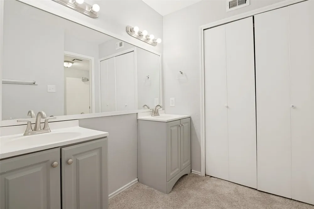 3006 Oak Ridge Place Grand Prairie, TX 75052