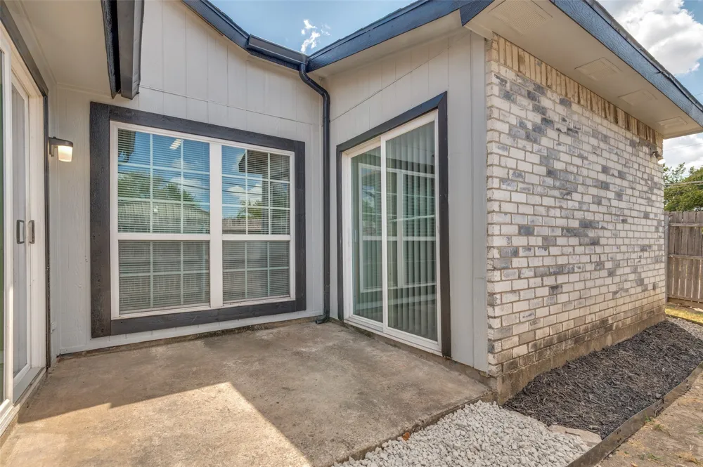 3006 Oak Ridge Place Grand Prairie, TX 75052