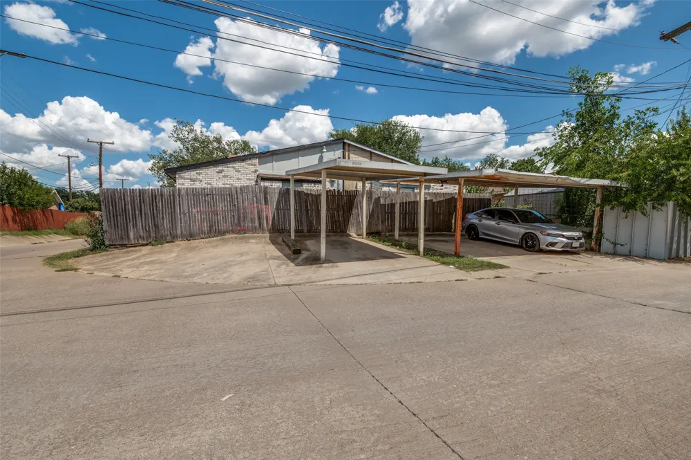 3006 Oak Ridge Place Grand Prairie, TX 75052