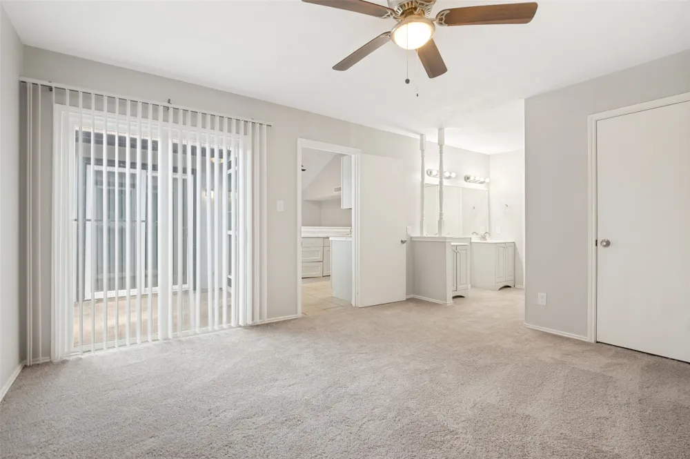 3006 Oak Ridge Place Grand Prairie, TX 75052