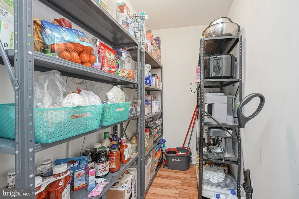 176 COLUMBIA AVENUE West Deptford, NJ 08086