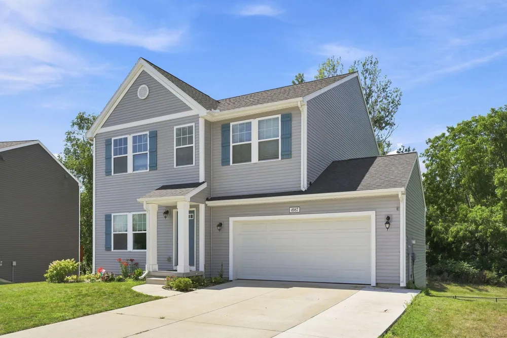 4987 Meadow Brown Drive Hudsonville, MI 49426