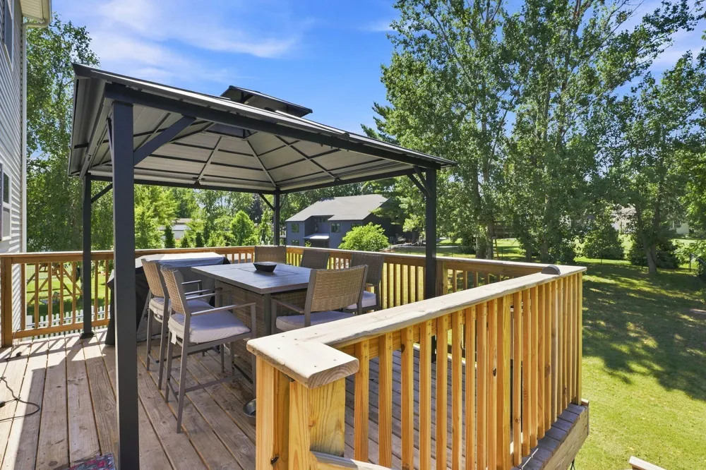 4987 Meadow Brown Drive Hudsonville, MI 49426