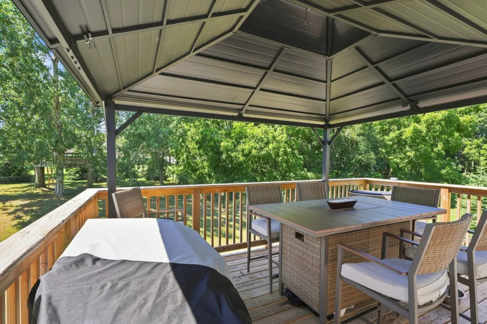 4987 Meadow Brown Drive Hudsonville, MI 49426