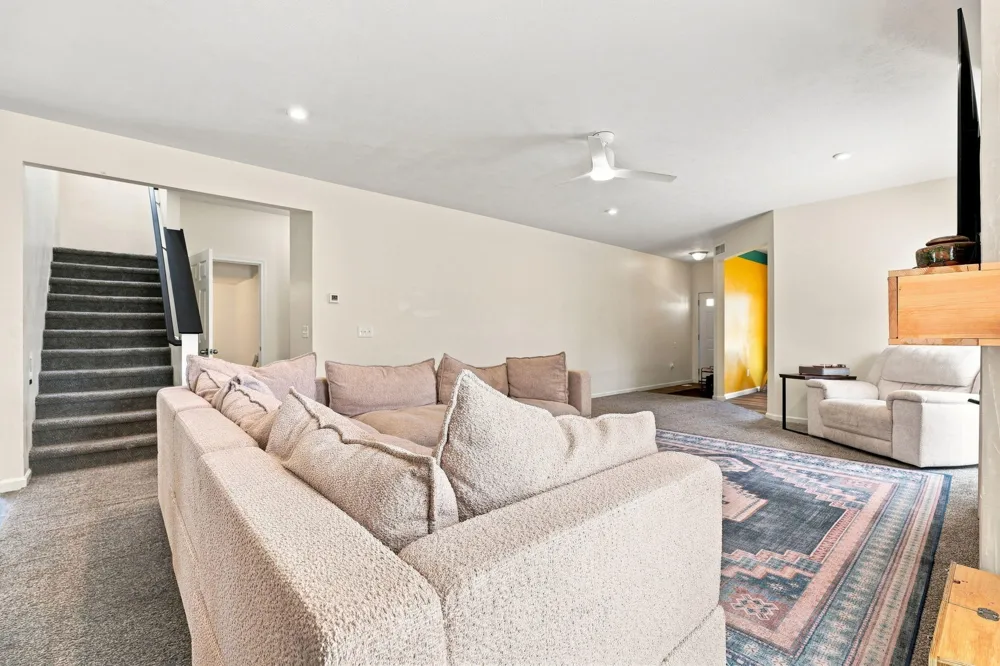 4987 Meadow Brown Drive Hudsonville, MI 49426