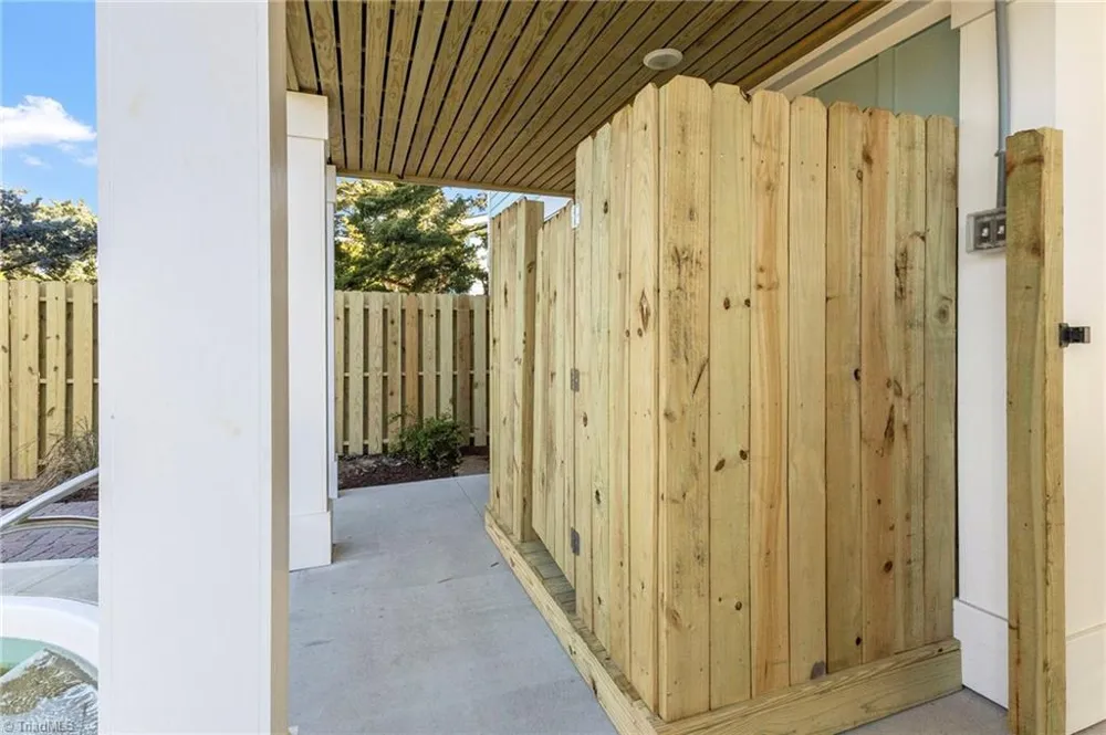 408 S Anderson Boulevard Topsail Beach, NC 28445