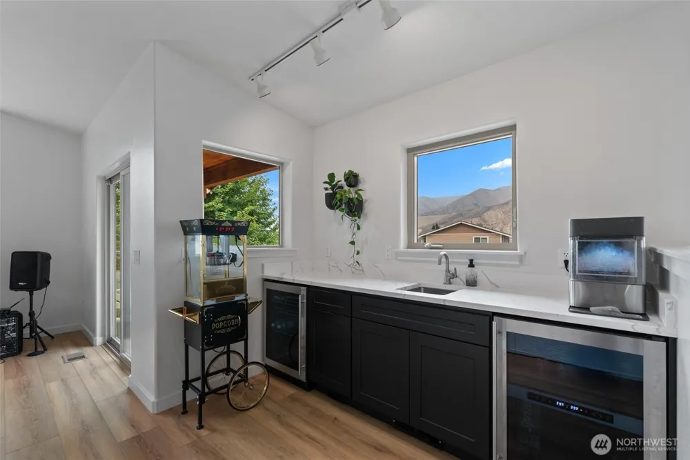 340 Lake Front Road Orondo, WA 98843