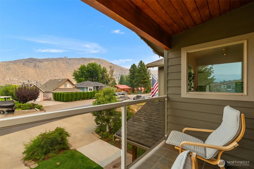 340 Lake Front Road Orondo, WA 98843