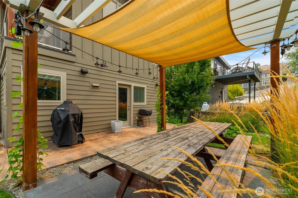 340 Lake Front Road Orondo, WA 98843