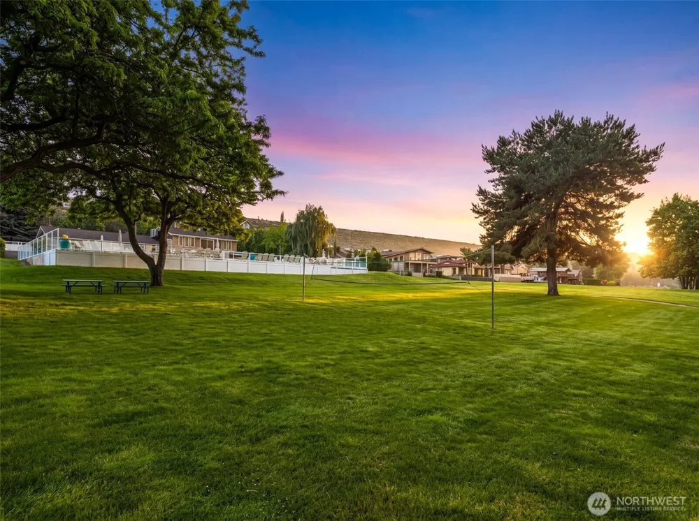 340 Lake Front Road Orondo, WA 98843