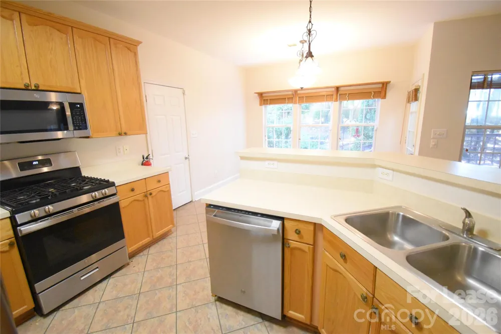 3704 Wind Ridge Place Waxhaw, NC 28173