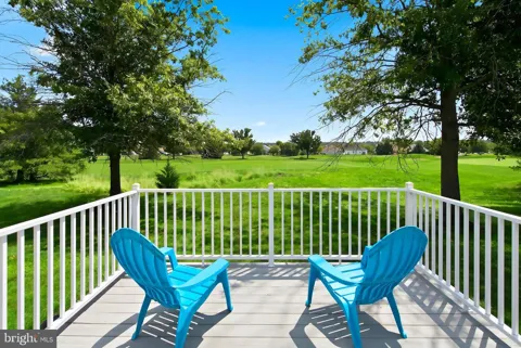 12 DUNROVIN COURT
