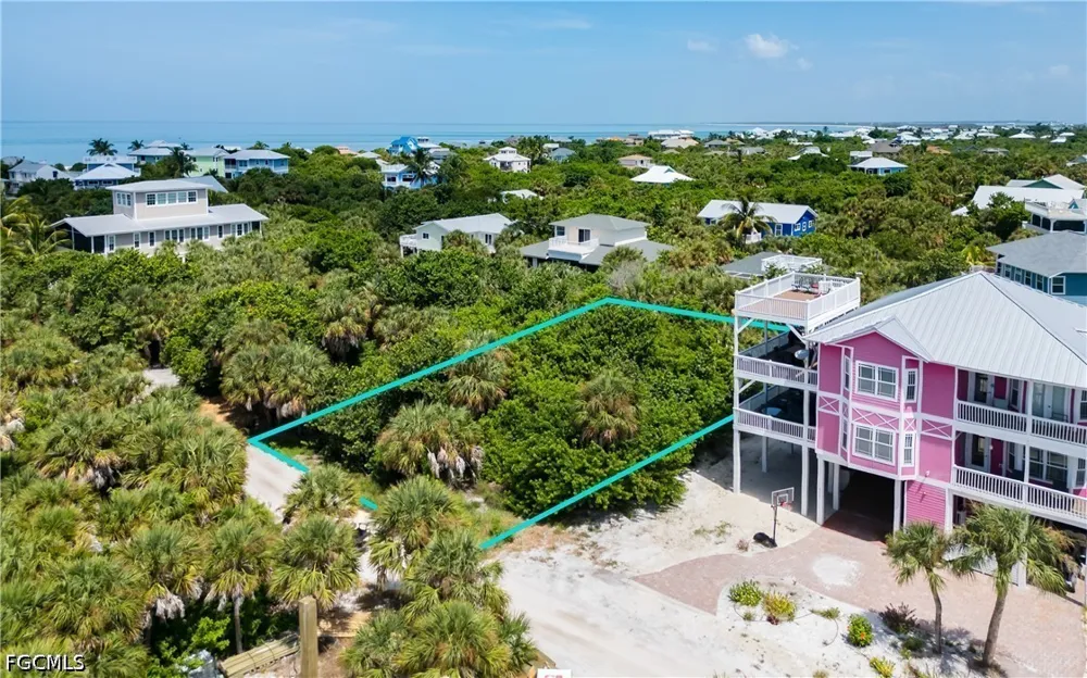 Smugglers Drive Captiva, FL 33924