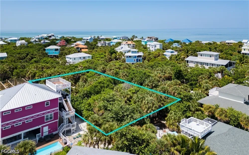 Smugglers Drive Captiva, FL 33924