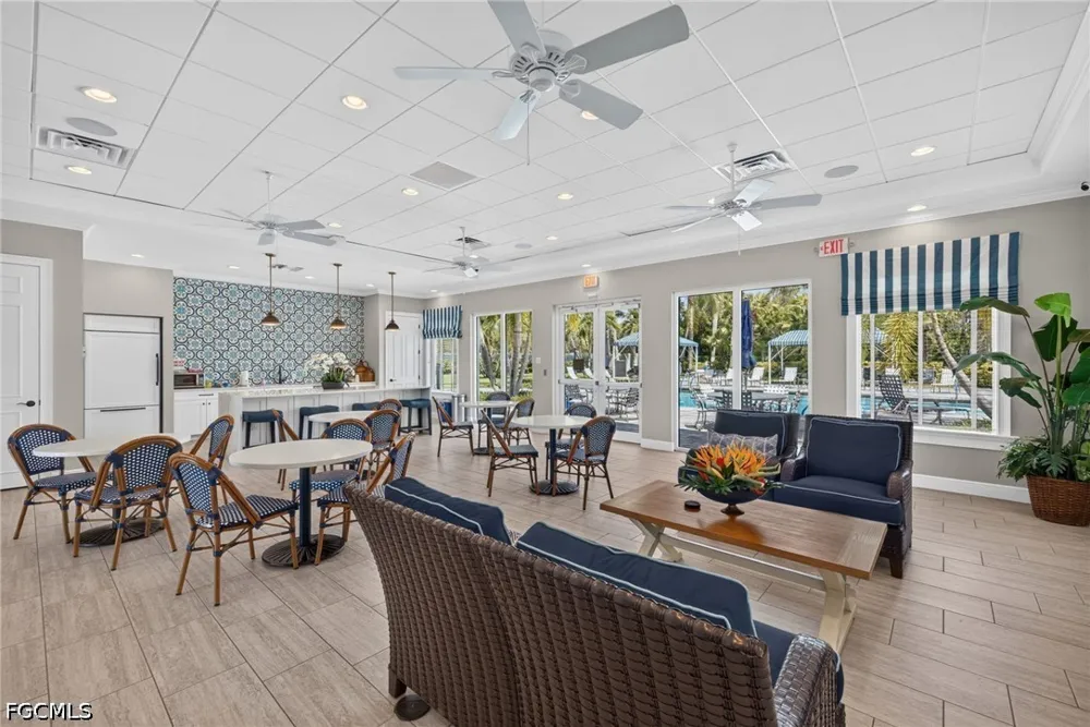 Marquesa Circle Naples, FL 34112