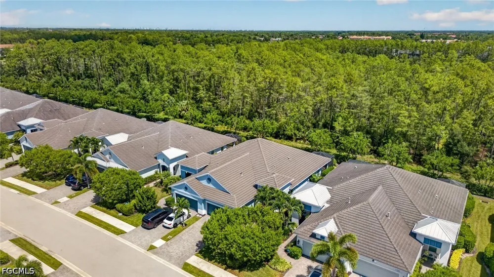 Marquesa Circle Naples, FL 34112
