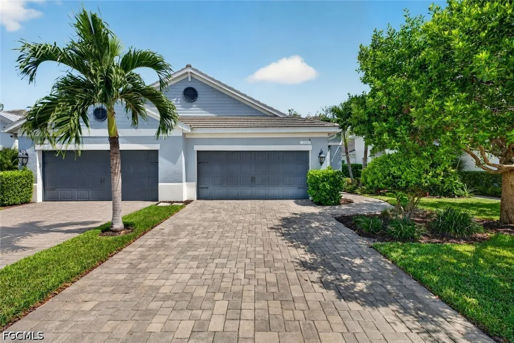 Marquesa Circle Naples, FL 34112