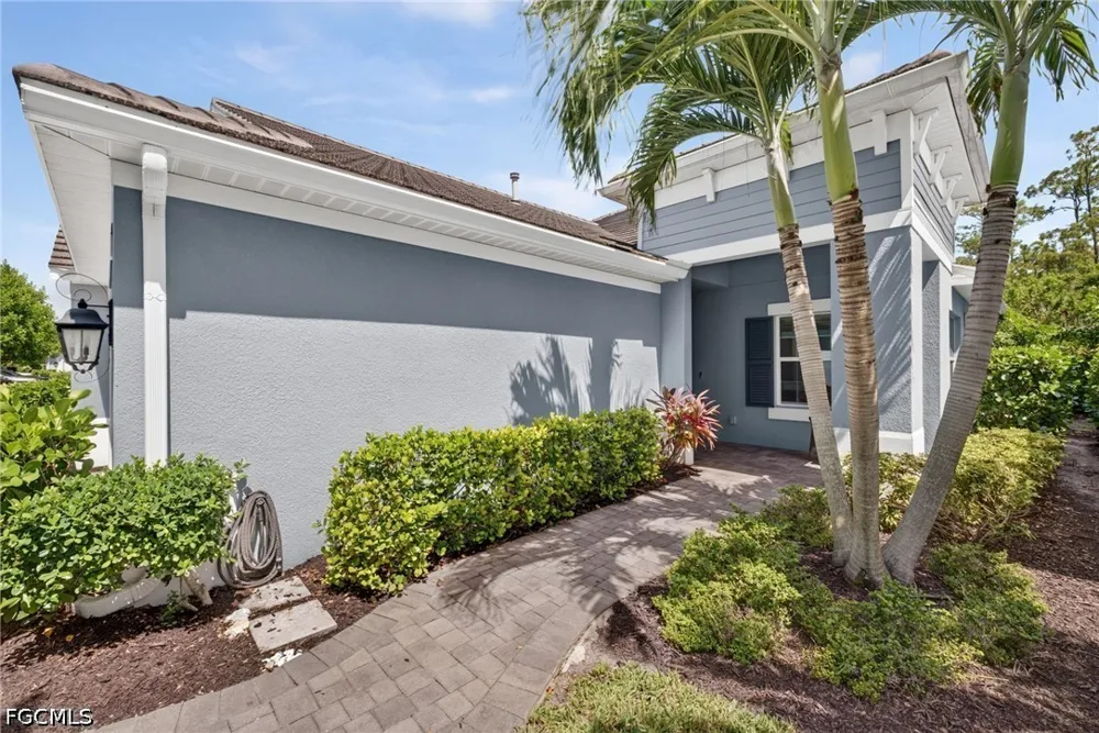 Marquesa Circle Naples, FL 34112