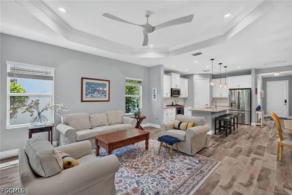 Marquesa Circle Naples, FL 34112
