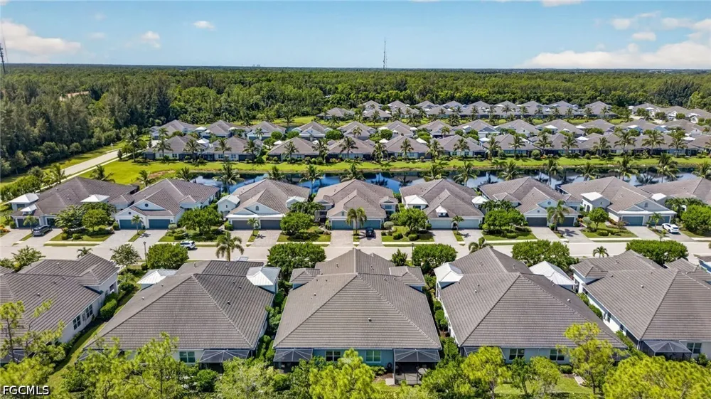 Marquesa Circle Naples, FL 34112