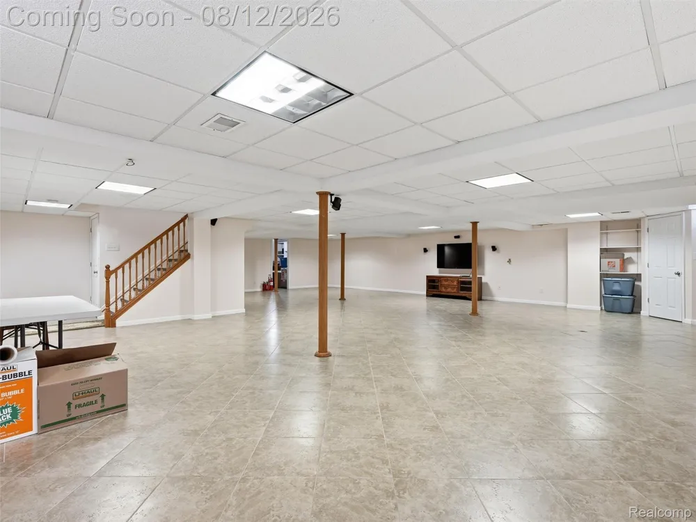54867 Preston Pines Lane Shelby Charter Township, MI 48315
