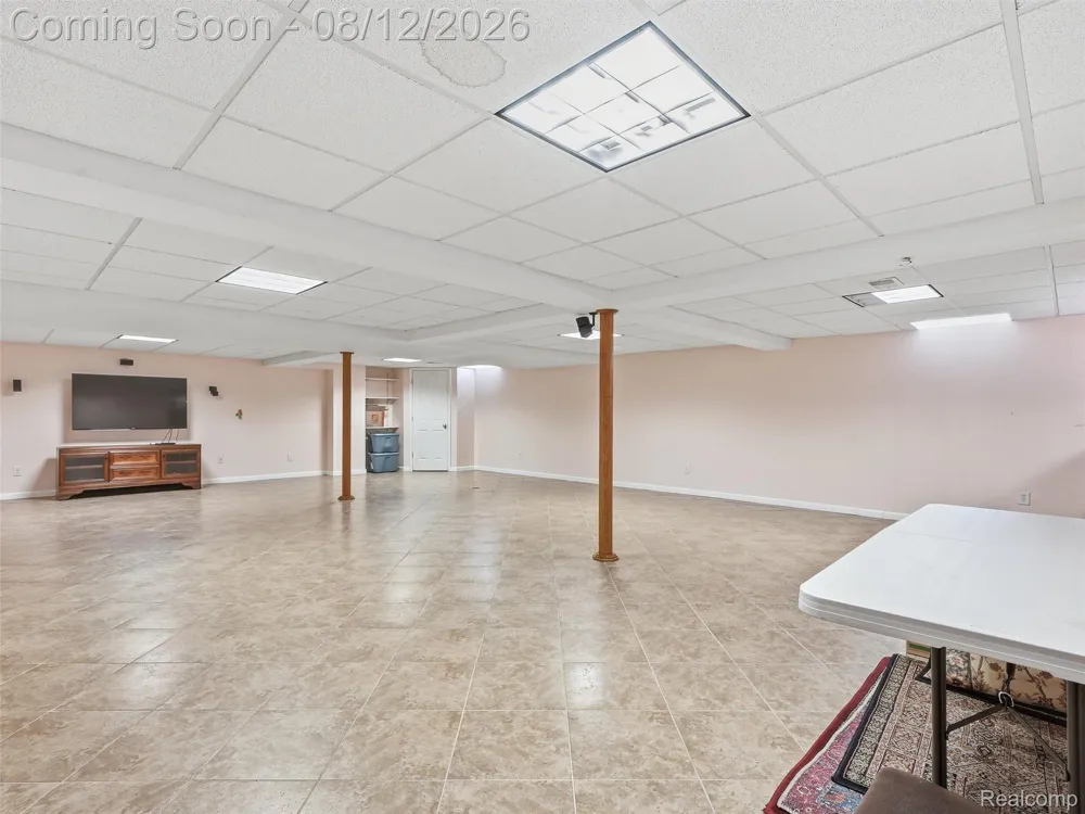 54867 Preston Pines Lane Shelby Charter Township, MI 48315