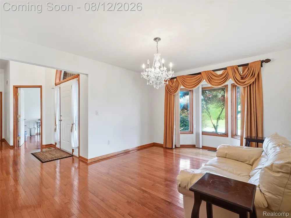 54867 Preston Pines Lane Shelby Charter Township, MI 48315