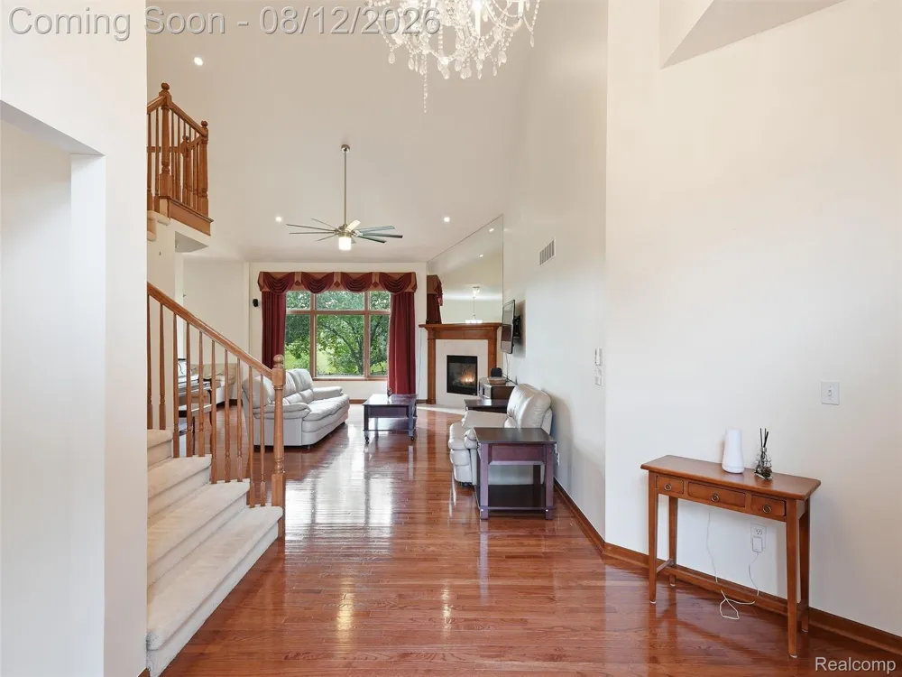 54867 Preston Pines Lane Shelby Charter Township, MI 48315