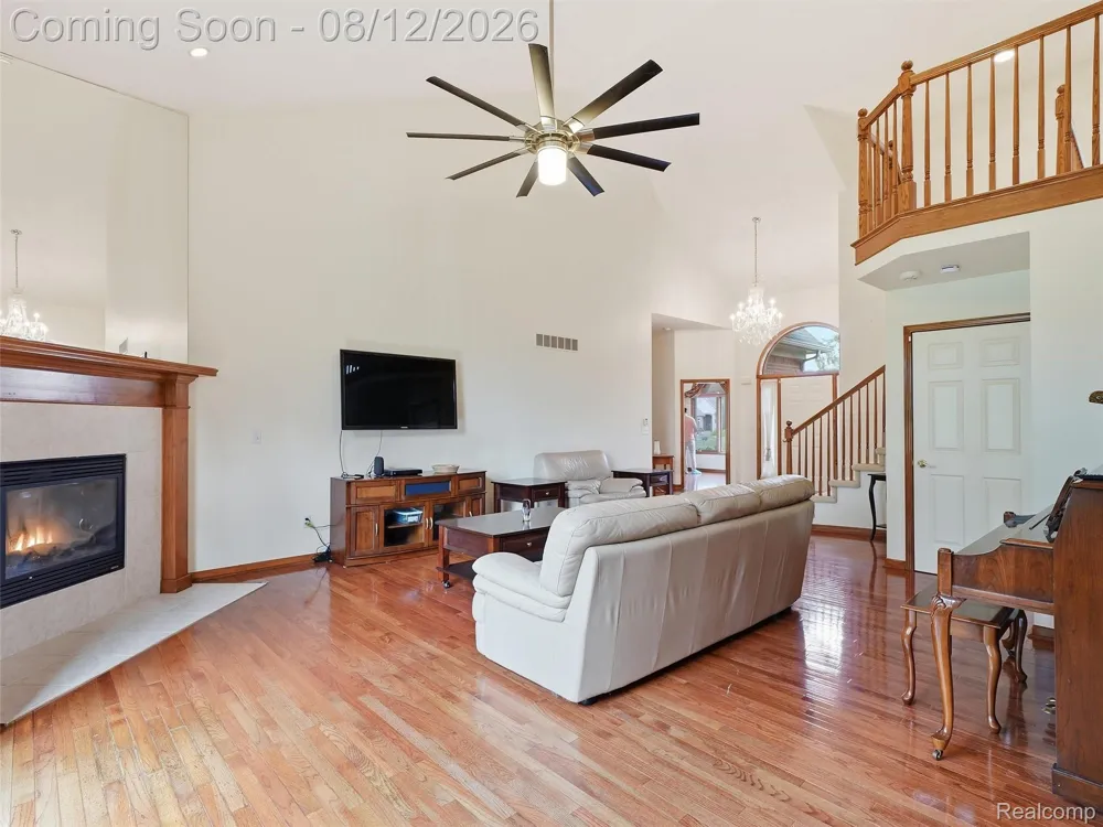 54867 Preston Pines Lane Shelby Charter Township, MI 48315