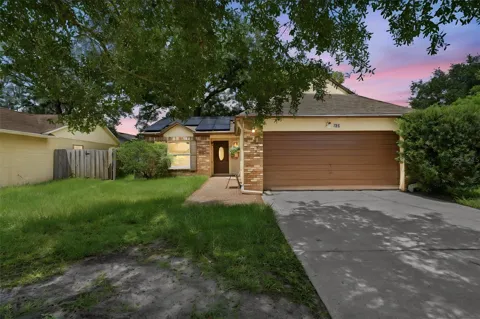 723 OAK MANOR CIRCLE