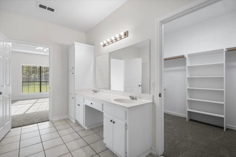 703 Daniel Street Gladewater, TX 75647