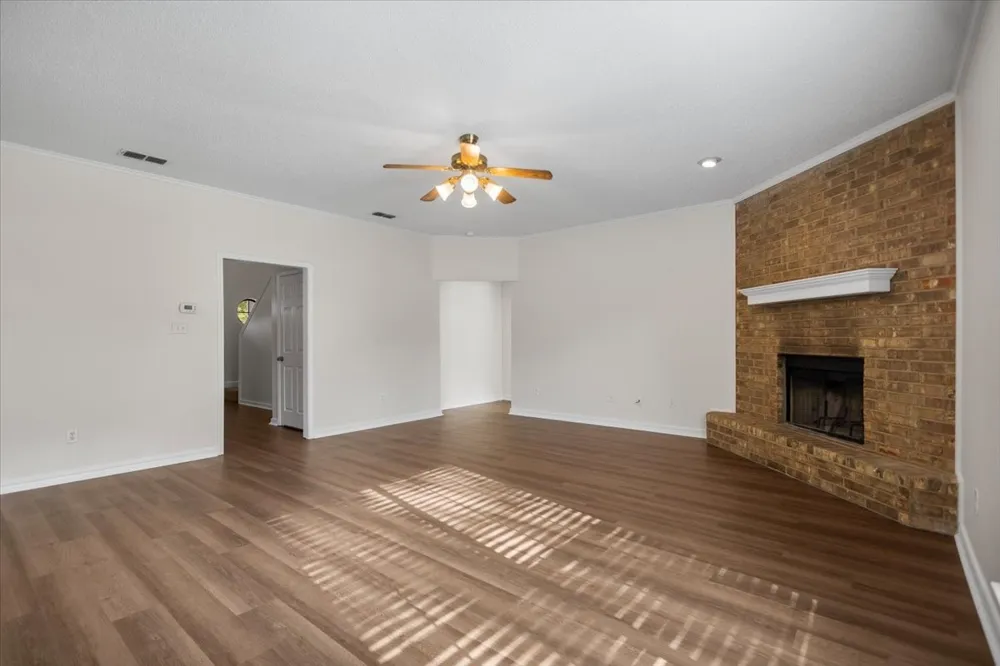 703 Daniel Street Gladewater, TX 75647