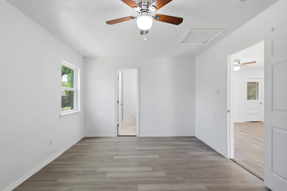 1219 Daisy Lane Irving, TX 75061