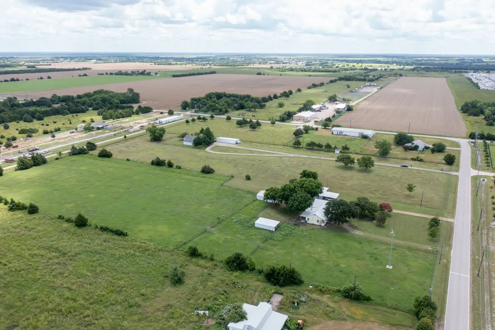 330 S Goode Road Wilmer, TX 75172