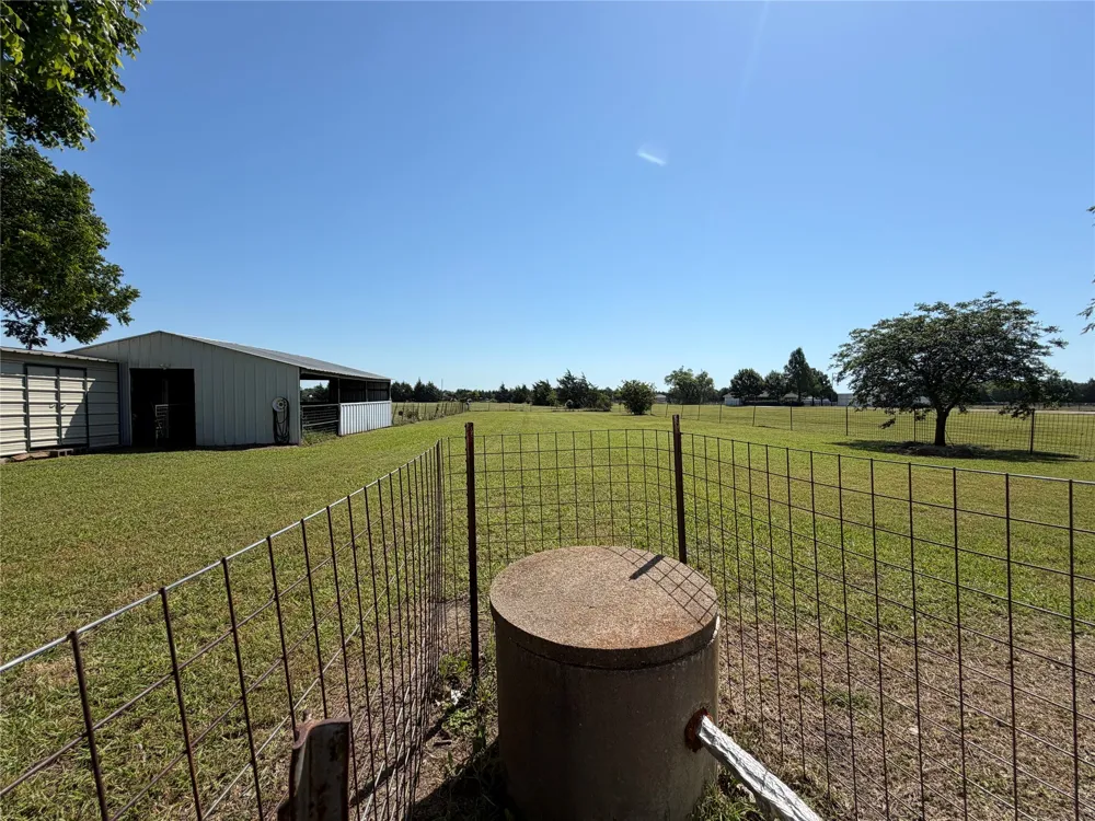 330 S Goode Road Wilmer, TX 75172
