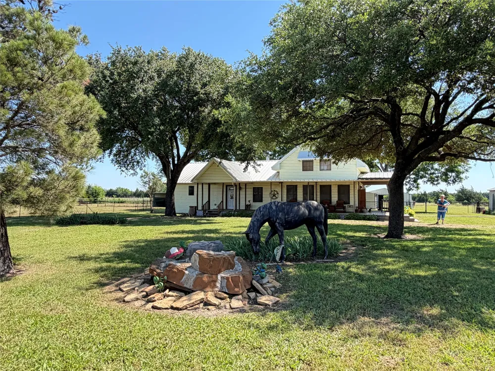330 S Goode Road Wilmer, TX 75172