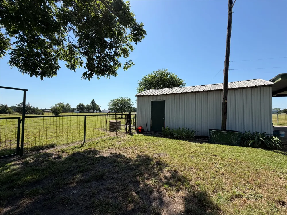 330 S Goode Road Wilmer, TX 75172